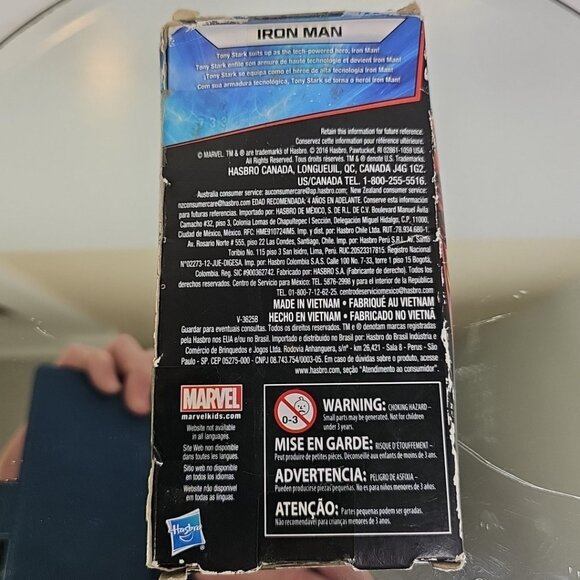 Hasbro Marvel Avengers IRON MAN 6" Scale Action Figure - Picture 3 of 9